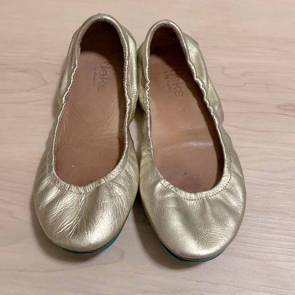 COPY - Metallic Gold Tieks
